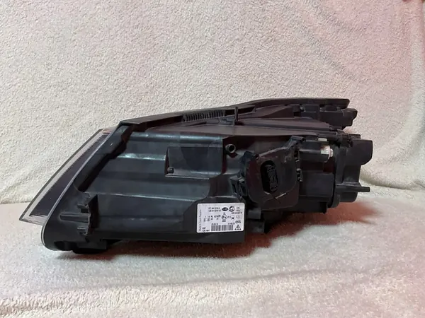 Skoda Superb II 2012-2015 Oikea Lamppu Pesurilla OEM image 6