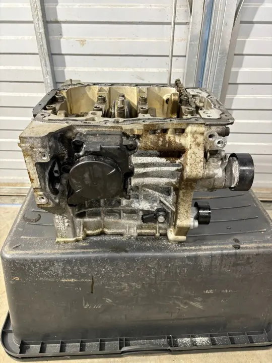 Bloque motor VW Polo 2G0 1.0 MPI OEM 05C103151 image 2