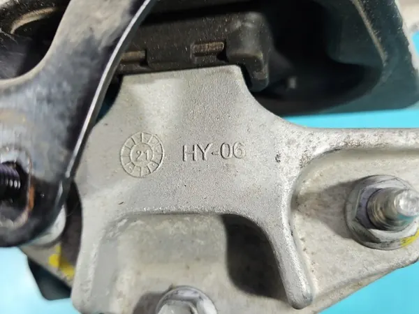 Vaihteiston tuki Suzuki Vitara II 2015- 1.4 T image 7