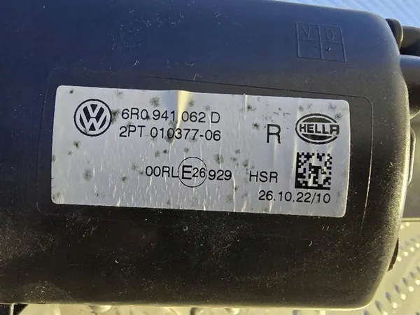 Farol de neblina halógeno direito Volkswagen Polo V image 9