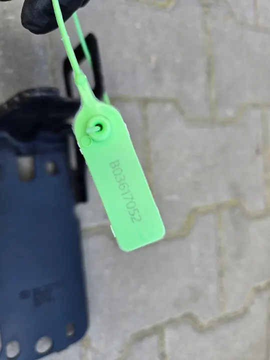 Suporte do radiador esquerdo BMW E82 E87 E90 E92 E84 image 2