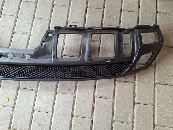 Rejilla de parachoques trasero Mercedes ML W166 AMG A1668850053 image 9