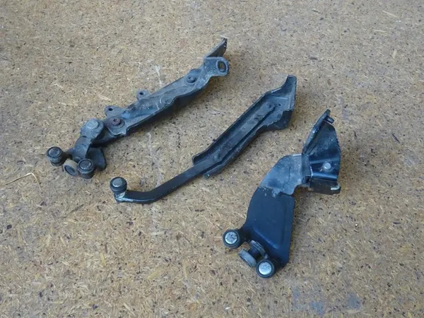 OPEL COMBO III D Rolo de Porta Traseira Esquerda OEM 32750 51919828 image 2