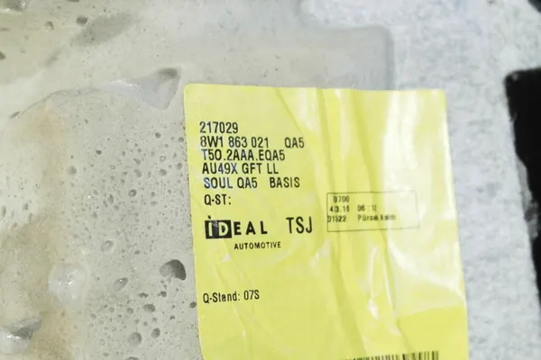 Carpete interna AUDI A4 B9 8W1863021 image 3