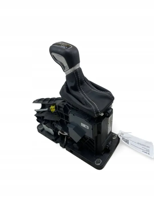 Volvo XC90 2018 Växelspak OEM 32240021 image 2