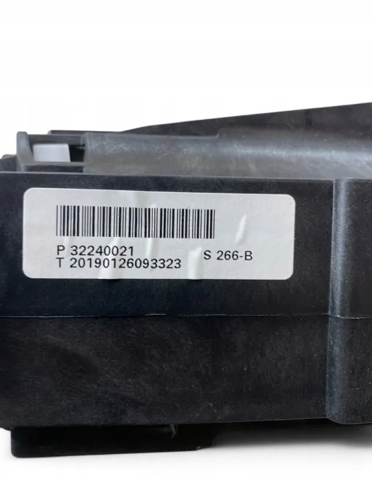 Volvo XC90 2018 Växelspak OEM 32240021 image 9