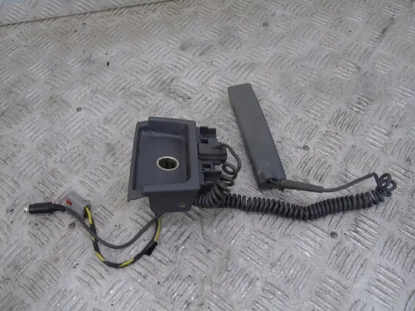 Enchufe mechero Volvo S80 I OEM 9168129 image 2