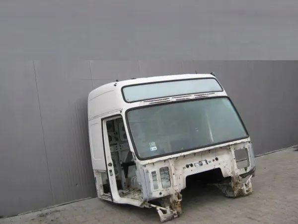 Esqueleto Cabina Volvo FH13 OEM 85103677 Sin Puertas image 2