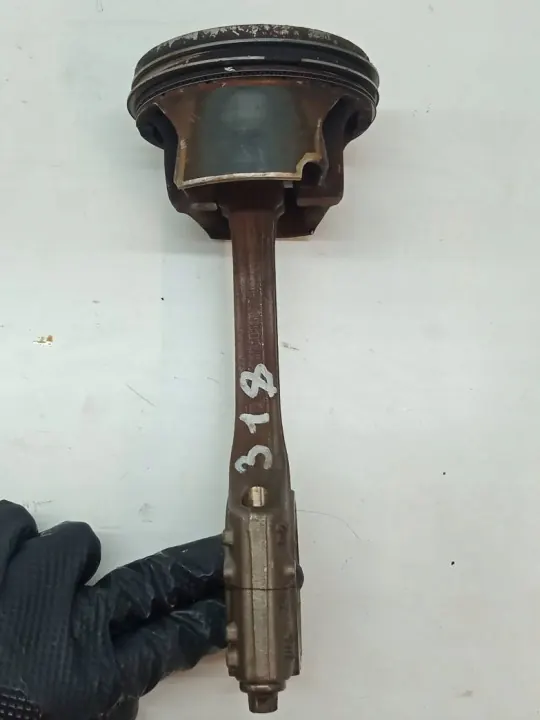Mäntäliitin OEM 82L199 Skoda Superb III:lle image 3