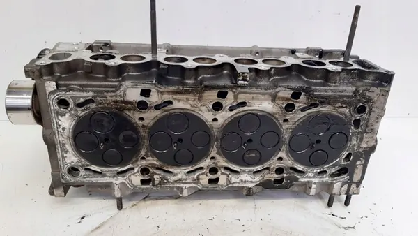 Kia Engine Head 22111-27400 image 4