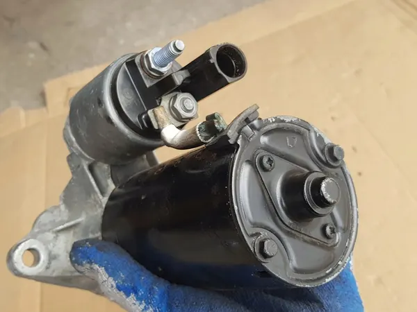 Motor de arranque 1.9 TDI 105CV BLS - DSG / VW Audi Seat Skoda - Usado image 8