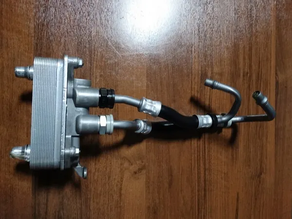 Oliekoeler Mercedes W205 W213 W222 W253 image 2