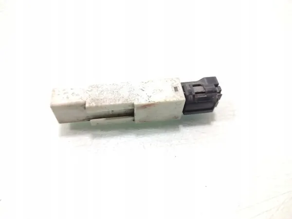 Antena interna Mazda CX-30 OEM KD47676NXA 2022 image 3