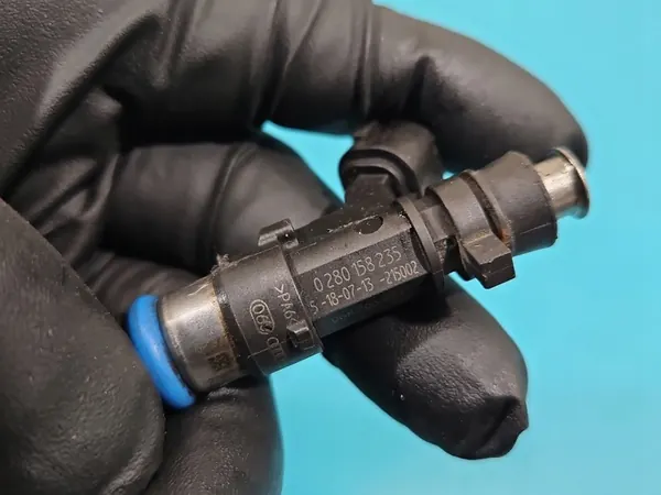 Iniettore Audi Q5 I 8R 2.0 TFSI image 5