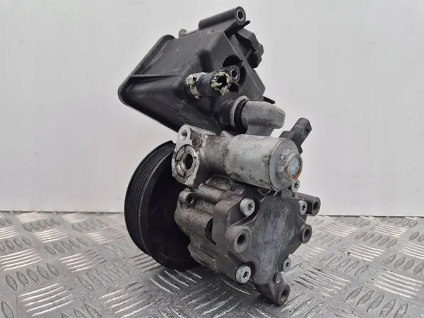 Mercedes-Benz OE A 006 466 45 01 Hydraulikpump image 2