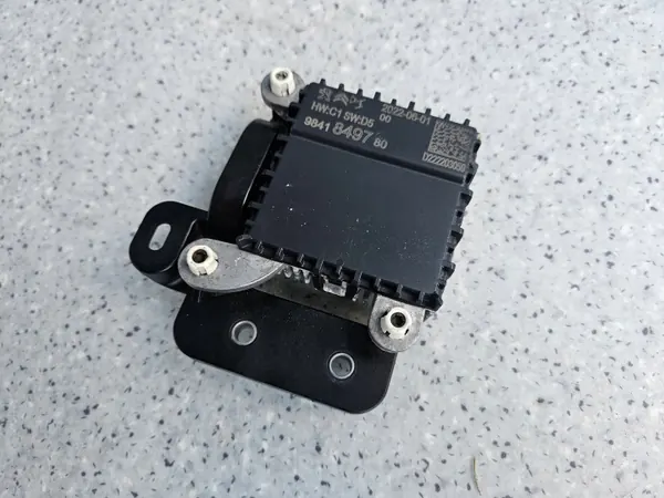 Radar Distronic Jeep Avenger OEM 98418497 image 2