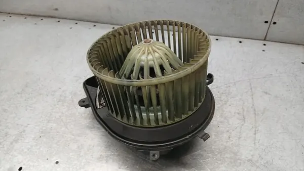 Ventilateur de chauffage OEM 8D1820021 pour VW Passat B5 image 3