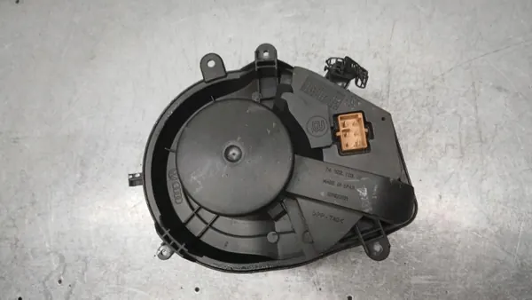 Ventilateur de chauffage OEM 8D1820021 pour VW Passat B5 image 4