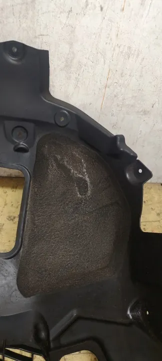 BMW 5 G30 G31 Etuvasen pyöräkaari OEM 51717340785 image 9
