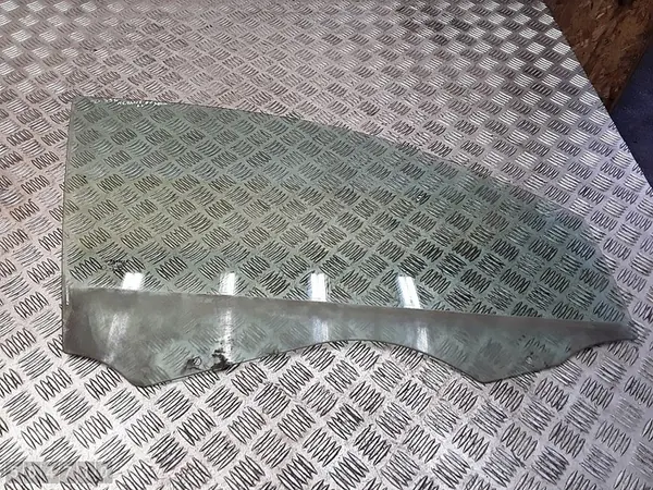 Vitre de porte Renault Megane 2006 43r00098 image 1