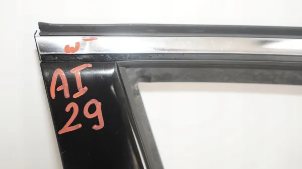 OEM 360181112 fram höger dörr för Hyundai i40 09-14 image 4