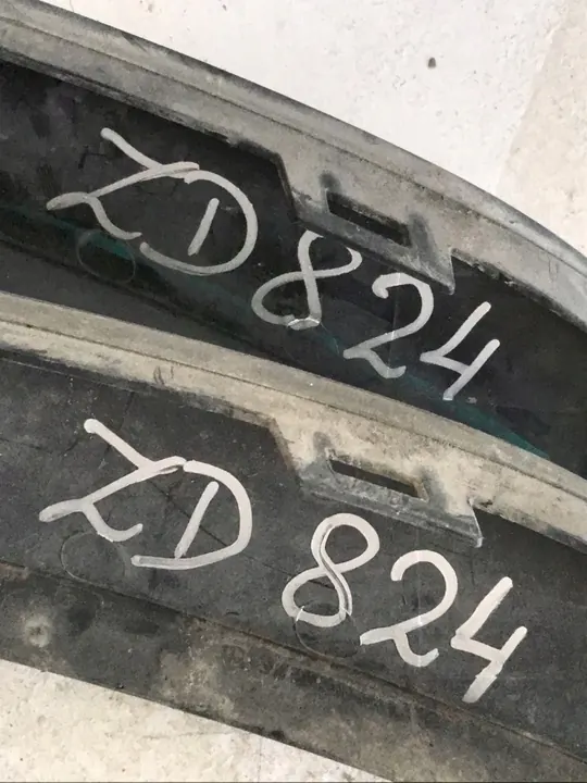 TESLA III 3 17- Bakre Stötfångare Diffuser OEM image 10