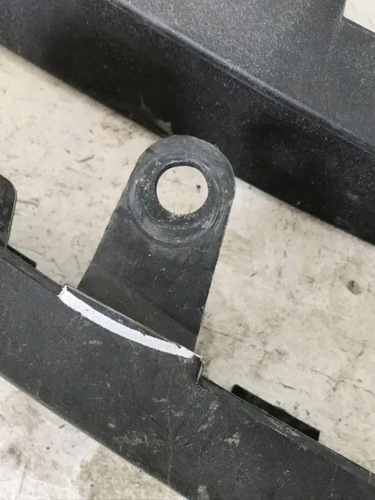 TESLA III 3 17- Bakre Stötfångare Diffuser OEM image 7