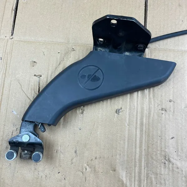 Right Sliding Door Roller Mercedes V-Class W447 A4477600747 image 3