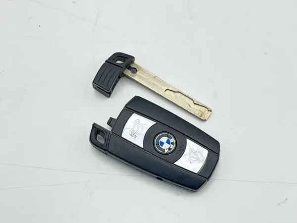 BMW Schlüssel oder Karte OEM AMD227832 für 5er E60/E61 image 2
