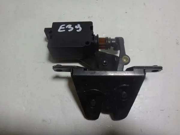 Atuador de Fechadura do Porta-Malas BMW 5 E39 Sedan image 2
