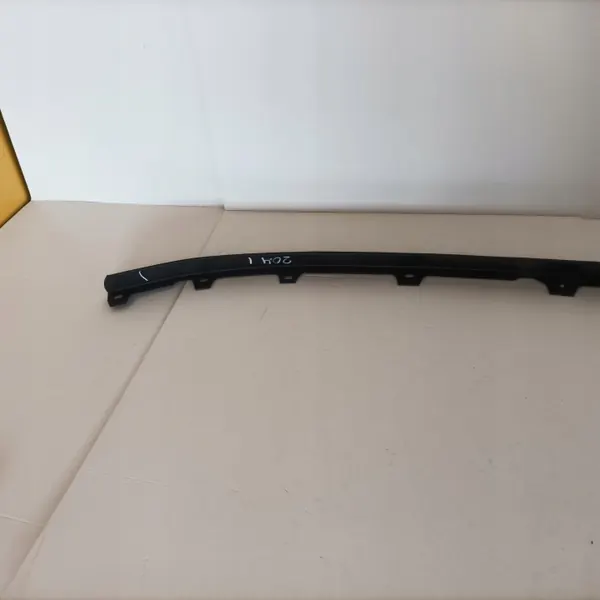 Toyota Yaris III etupuskurin spoileri OEM 76851-0D050 image 10