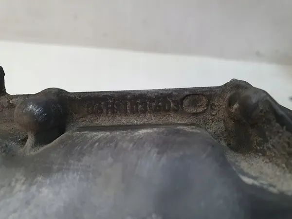 AUDI Oljetank 1.8 TFSI CDHB 06H103603S image 6