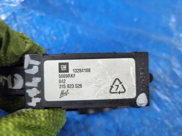 Sensor de puerta trasera derecha OEM 13284108 para Opel Meriva B image 4