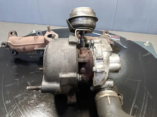 Turbokompressor AUDI A4 B7 1.9 TDI 038145702K image 5