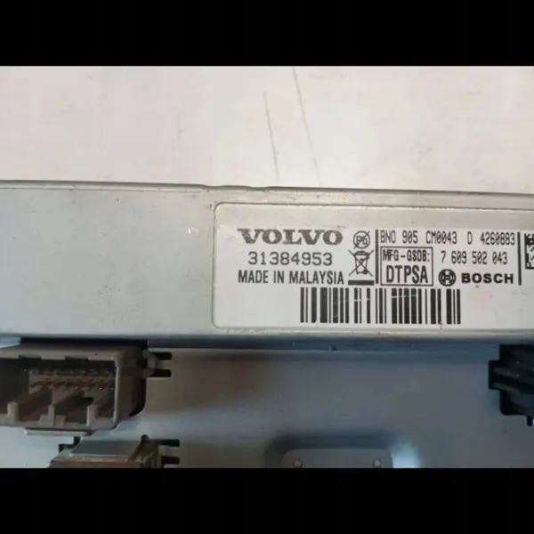 Volvo V40 Navigointinäyttö OEM 31234050 - Käytetty image 2