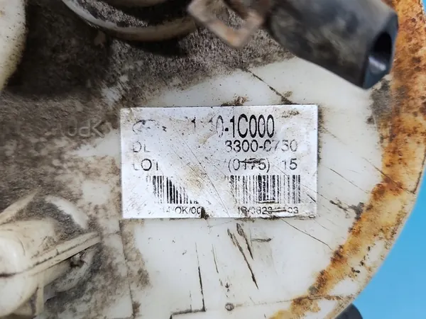 Bomba de Combustível Hyundai Getz 1.3 12V Carcaça e Conector Danificados image 5