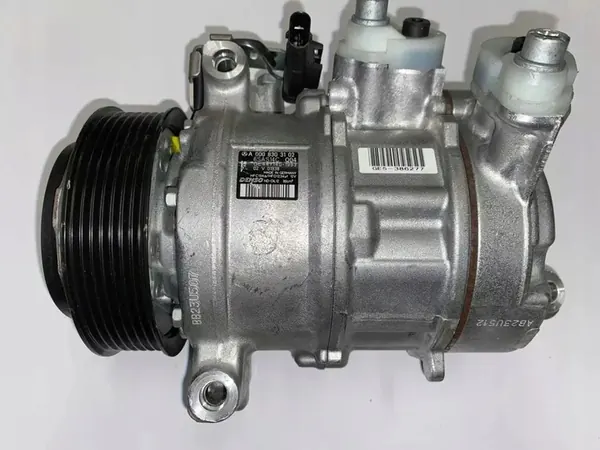 Compresor de Aire Acondicionado Mercedes C W205 A0002306911 image 2