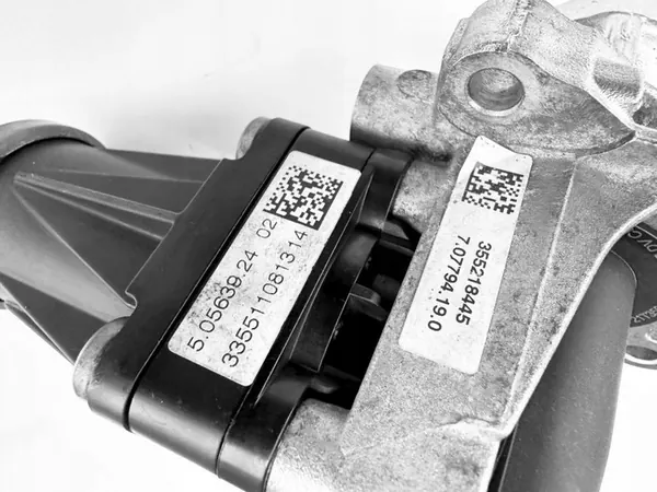 Válvula EGR Citroen C3 III Peugeot 308 II 1.5 BlueHDI OEM image 5