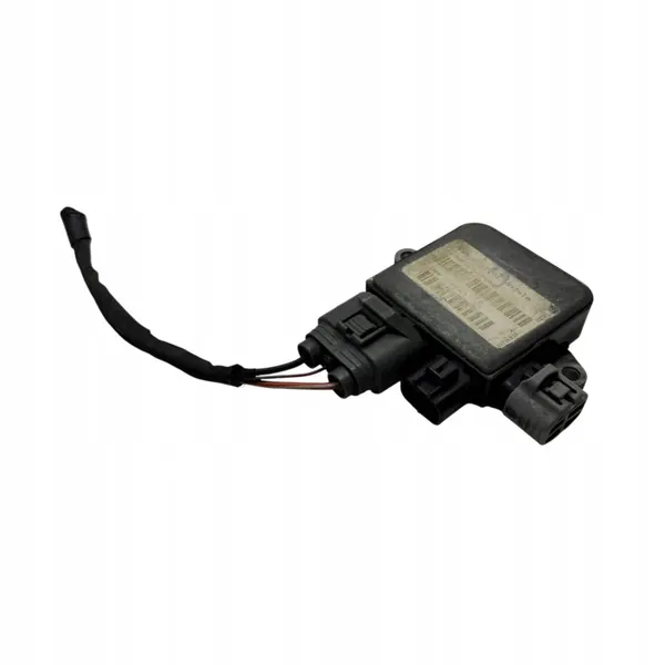 Tesla Model S 2017 Tuuletinohjain OEM 6008953-00-B image 6