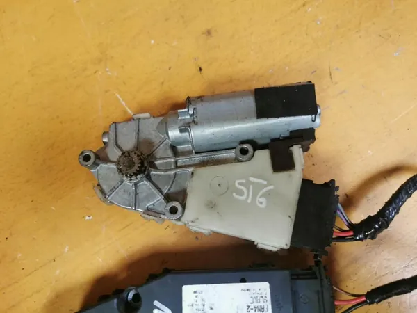 Moteur de toit ouvrant OEM 1710626B Renault Espace IV image 4