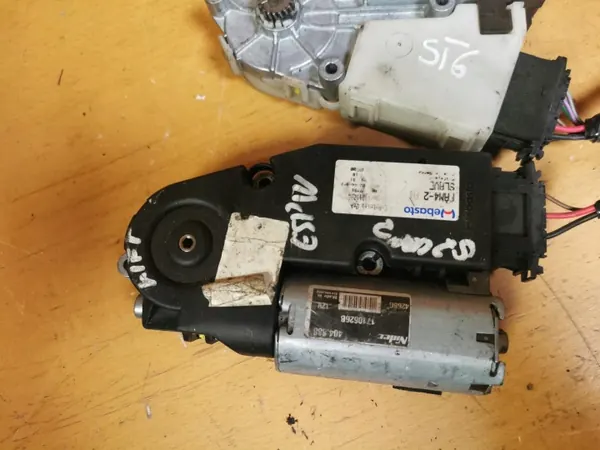 Moteur de toit ouvrant OEM 1710626B Renault Espace IV image 5