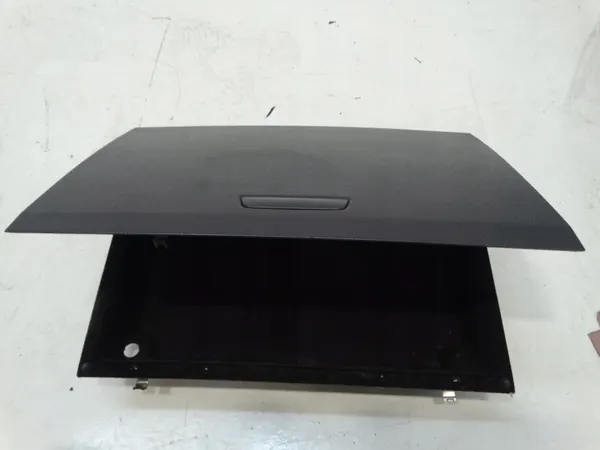 VW Caddy 4 dashboardvak OEM 2k5857922b image 5
