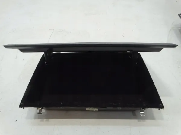VW Caddy 4 dashboardvak OEM 2k5857922b image 6
