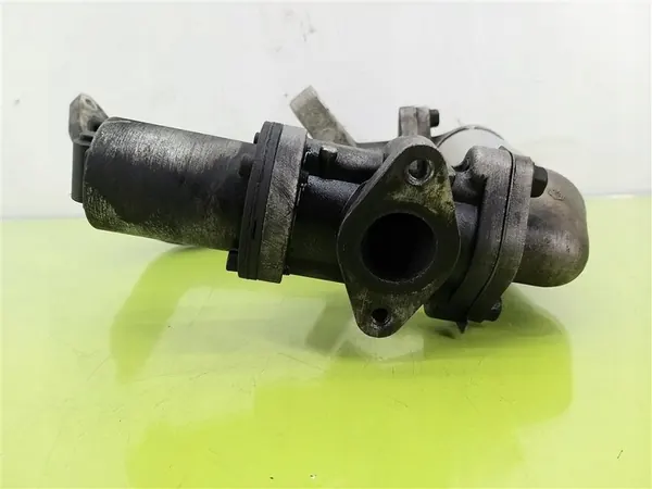EGR-venttiili Kia Sorento I 2002-2009 2.5 CRDI OEM 284104A100 image 3