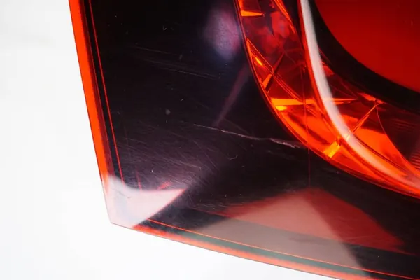 Luz Trasera Izquierda Skoda Octavia III 5E9945711 image 2