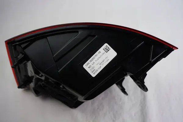 Luz Trasera Izquierda Skoda Octavia III 5E9945711 image 5