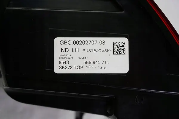 Luz Trasera Izquierda Skoda Octavia III 5E9945711 image 7