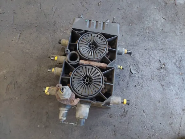 Soupape Modulateur EBS Haldex OEM 812012001 Occasion image 5