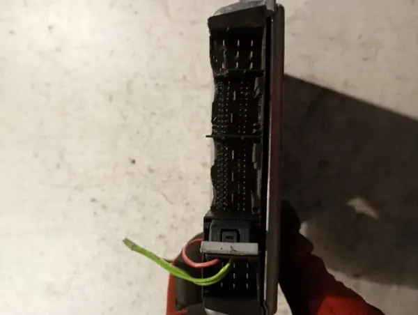 Moottorinohjausyksikkö Mercedes A-luokka W168 OEM A0275453532 image 3