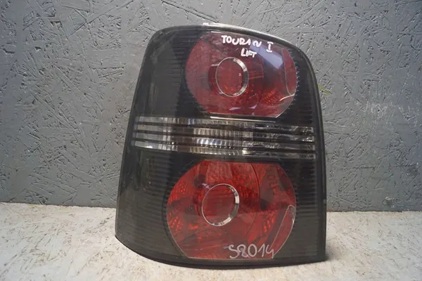 VW Touran I Lift Vänster Baklykta image 2